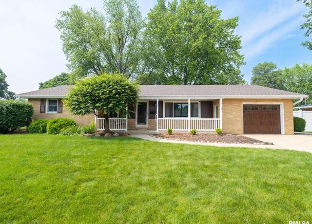 Property at 331 E Hazelwood St, Morton, IL 61550, 3 beds, 2.5 baths