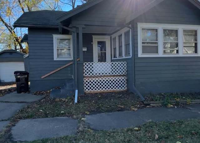 Property at 608 W Gift St, Peoria, IL 61604, 2 beds, 1 bath