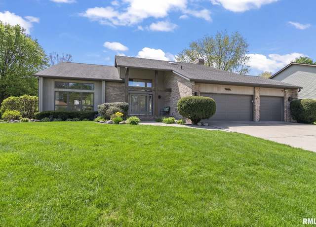 Property at 2504 Country Club Dr, Springfield, IL 62704, 4 beds, 3.5 baths