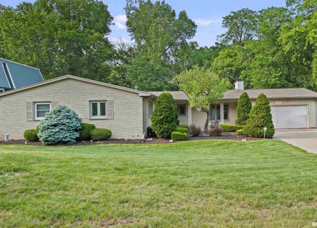 Property at 4523 39th Ave, Rock Island, IL 61201, 3 beds, 2.5 baths