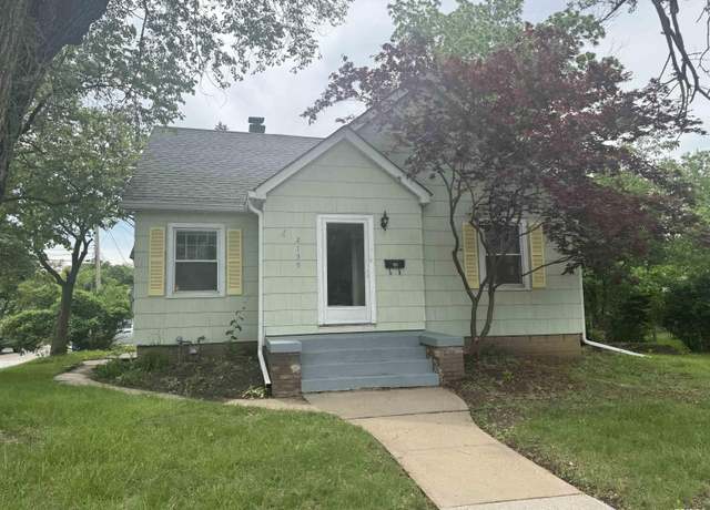 Property at 2139 10th St, East Moline, IL 61244, 4 beds, 2 baths