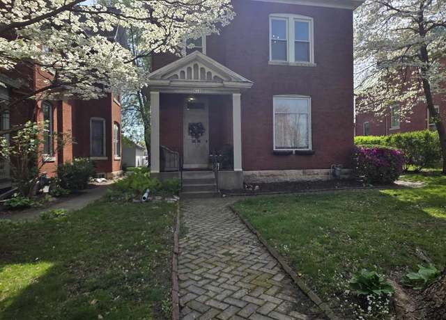 Property at 419 S 16th St, Quincy, IL 62301, 3 beds, 1.5 baths