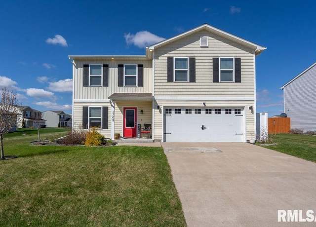 Property at 1708 Westport Dr, Davenport, IA 52804, 4 beds, 2.5 baths