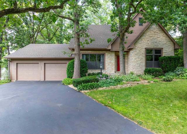 Property at 4589 Pepperwood Ln, Bettendorf, IA 52722, 3 beds, 3.5 baths