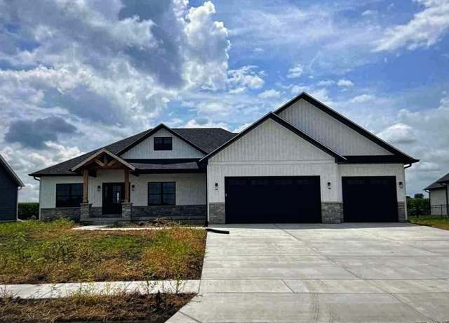Property at 2004 High Pointe Dr, Chatham, IL 62629, 3 beds, 2 baths