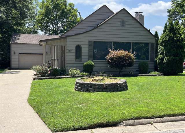 Property at 1717 Isabella Ave, Mount Vernon, IL 62864, 2 beds, 2 baths
