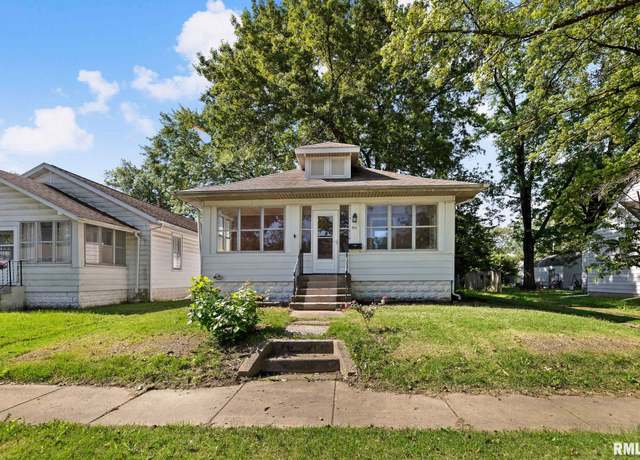 Property at 515 E Calumet St, Centralia, IL 62801, 2 beds, 1 bath