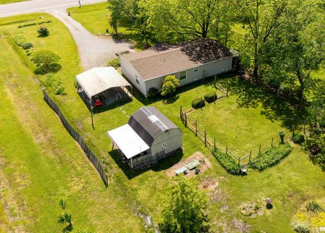 Property at 24027 N Highway 51 Hwy, Elkville, IL 62932, 3 beds, 2 baths
