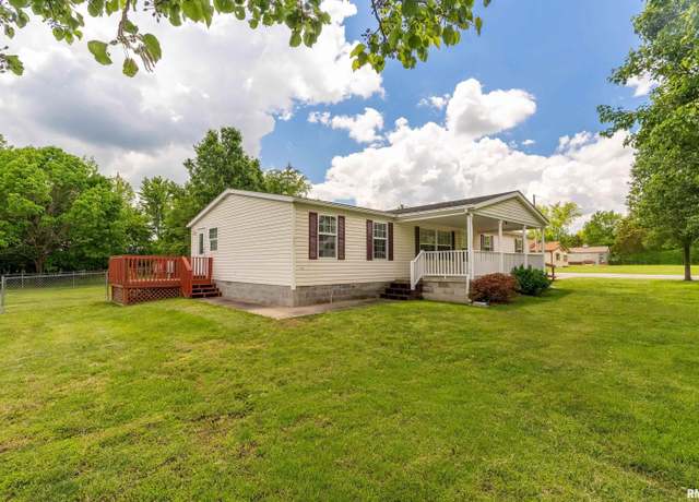 Property at 20295 Galatia Post Rd, Pittsburg, IL 62974, 3 beds, 2 baths
