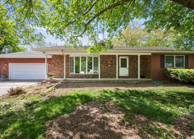 Property at 23310 38th Avenue Court North, Port Byron, IL 61275, 3 beds, 2.5 baths