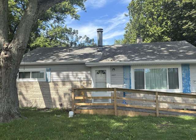 Property at 3217 Normandy Road East, Springfield, IL 62703, 3 beds, 1 bath