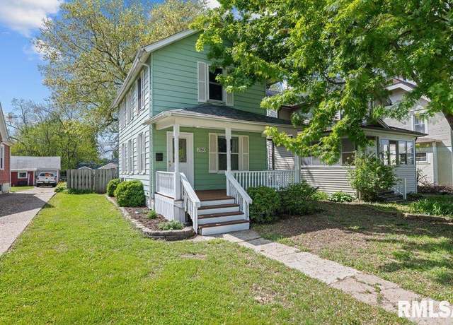 Property at 2350 Jefferson Ave, Davenport, IA 52803, 3 beds, 1.5 baths