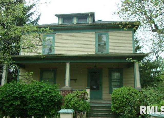 Property at 212 Main St, Franklin, IL 62638, 4 beds, 2 baths