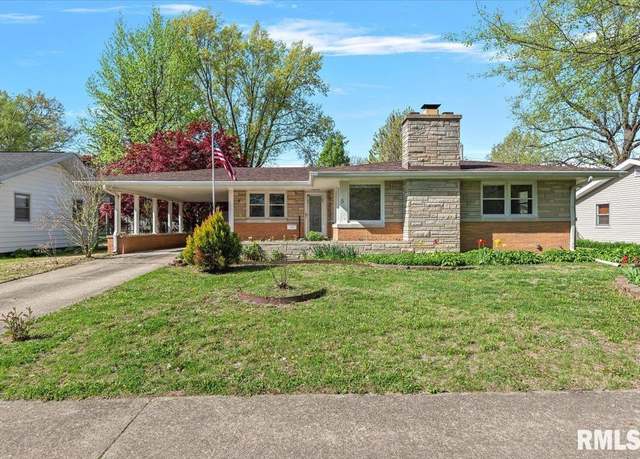 Property at 75 Radcliff Rd, Springfield, IL 62703, 3 beds, 2 baths