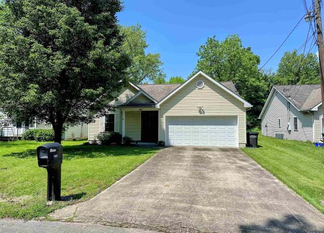 Property at 1024 N Carico St, Carbondale, IL 62901, 3 beds, 2 baths