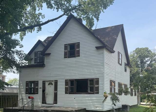 Property at 146 Clinmar Pl, Centralia, IL 62801, 6 beds, 2 baths