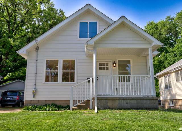 Property at 1012 E Hazard Ave, Peoria Heights, IL 61616, 3 beds, 2 baths