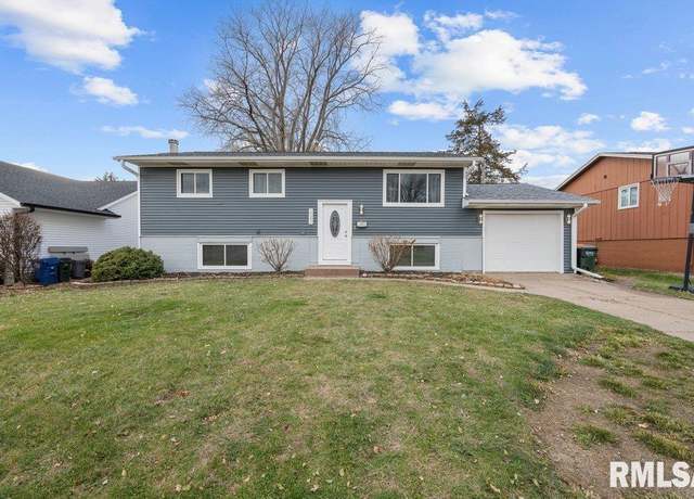 Property at 2042 N Gayman Ave, Davenport, IA 52804, 4 beds, 2 baths