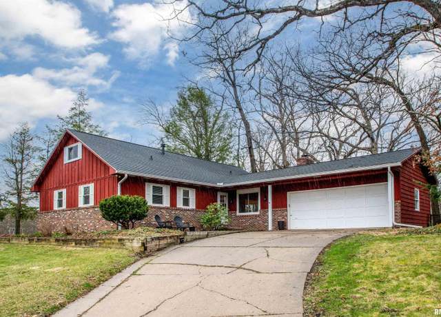Property at 1010 W Wonderview Dr, Dunlap, IL 61525, 4 beds, 3 baths