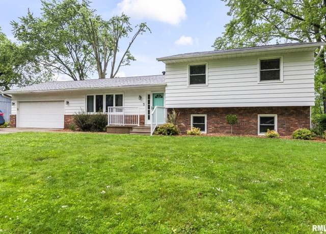 Property at 9 Iroquois St, Springfield, IL 62711, 4 beds, 2 baths