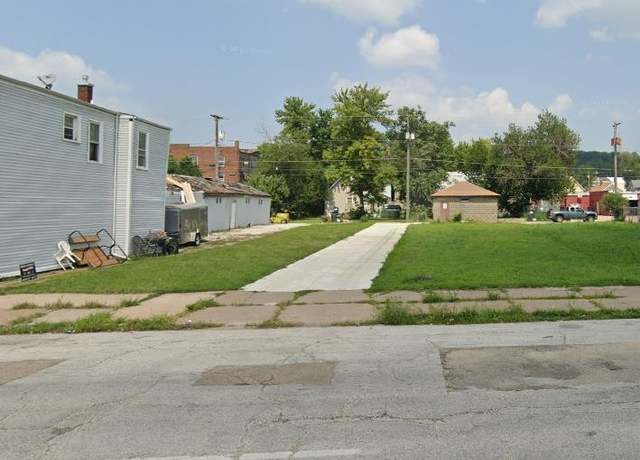 Property at 1120 & 1124 W 3rd St, Davenport, IA 52802
