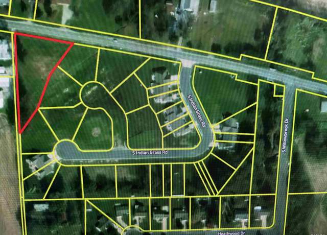 Property at Outlet 1 Prairie Mdws, Nashville, IL 62263