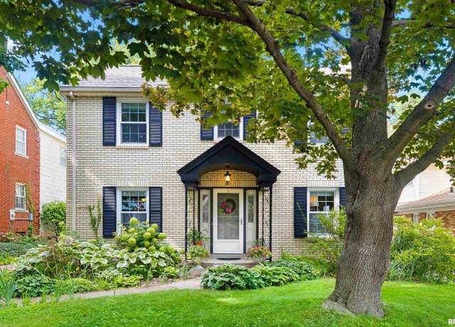 Property at 507 W Richwoods Blvd, Peoria, IL 61604, 3 beds, 1.5 baths