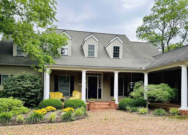 Property at 4996 Andrew Rd, Marion, IL 62959, 4 beds, 3 baths
