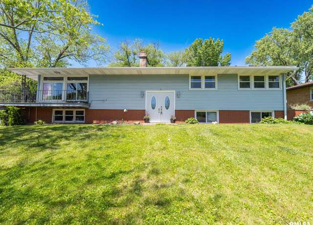 Property at 9 Wilmar Ter, East Peoria, IL 61611, 5 beds, 3 baths