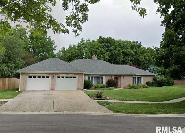 Property at 1405 Wood Mill Dr, Springfield, IL 62704, 3 beds, 2.5 baths
