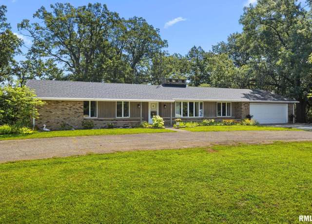 Property at 284 Grimm Rd, Congerville, IL 61729, 5 beds, 3.5 baths
