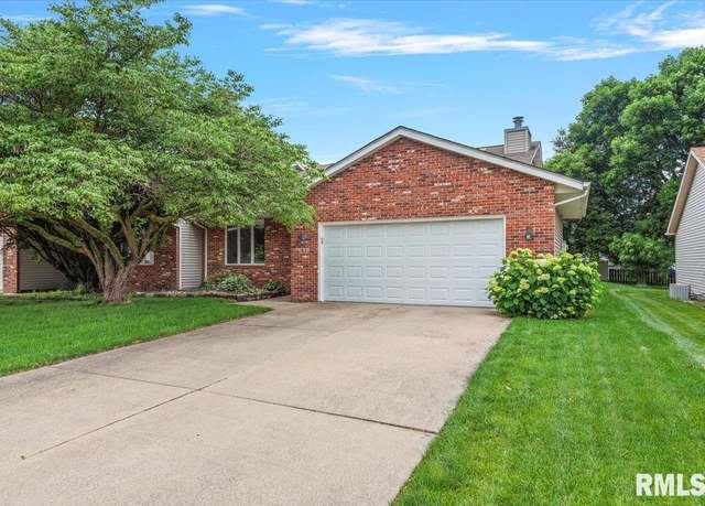 Property at 1621 Thornhill Dr, Springfield, IL 62711, 3 beds, 2 baths