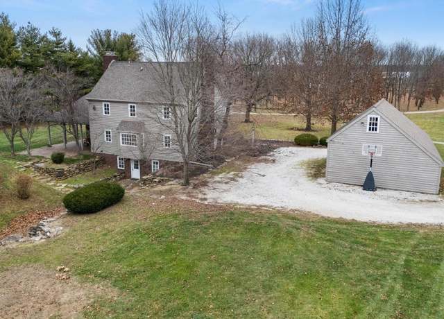Property at 11417 N Route 91 Rd, Dunlap, IL 61525, 5 beds, 3.5 baths