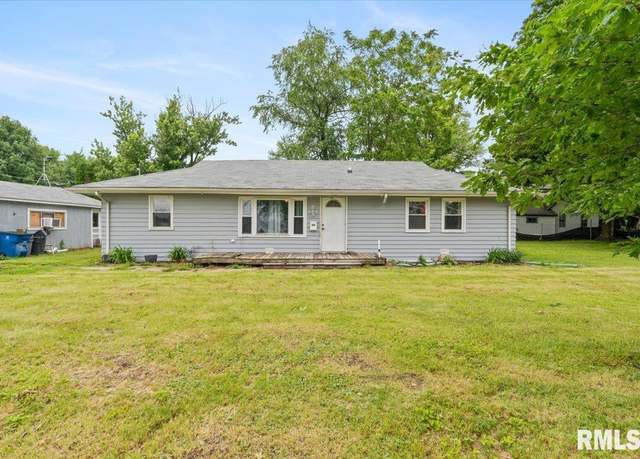 Property at 309 E South St, Cambridge, IL 61238, 3 beds, 2 baths