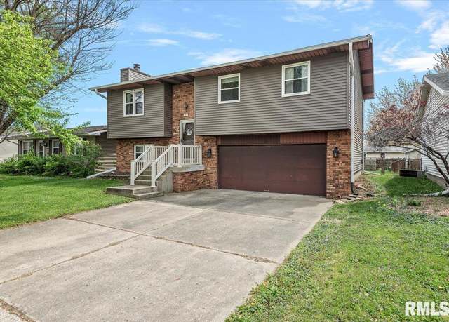Property at 3000 Griffiths Ave, Springfield, IL 62702, 3 beds, 1.5 baths
