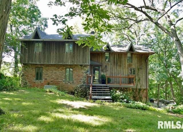 Property at 706 Banta Rd, Lowpoint, IL 61545, 2 beds, 2.5 baths