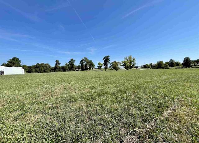 Property at 001 Professional Office Park Dr, Marion, IL 62959