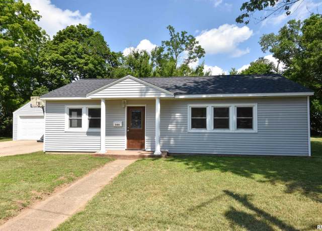Property at 104 North Ct, Marquette Heights, IL 61554, 3 beds, 1 bath