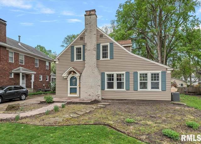 Property at 1615 S Douglas Ave, Springfield, IL 62704-3517, 3 beds, 1.5 baths