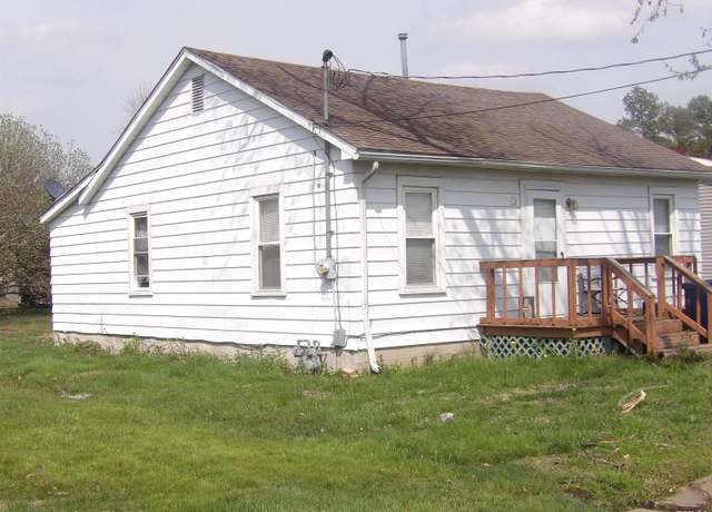 Property at 805 Samuel St, Christopher, IL 62822-0000, 2 beds, 1 bath