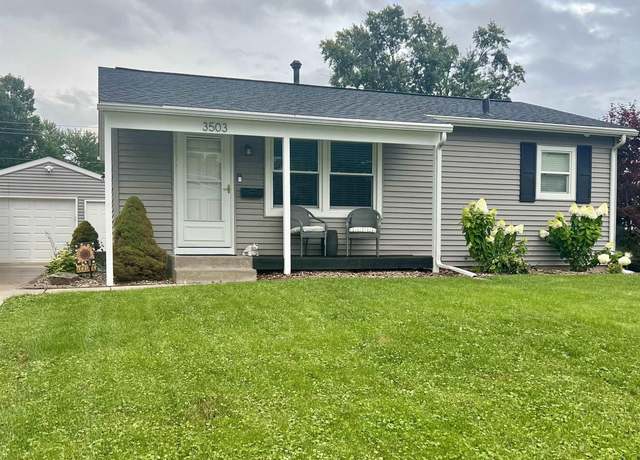 Property at 3503 Clover Hills Dr, Bettendorf, IA 52722, 3 beds, 1 bath