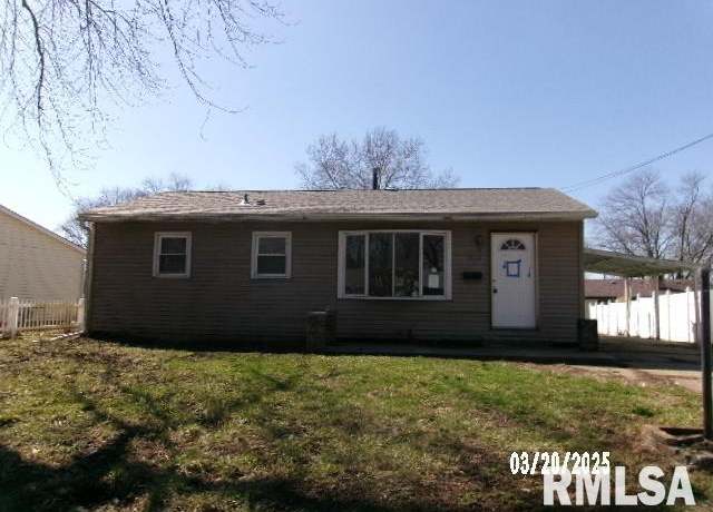 Property at 2022 Windsor St, Pekin, IL 61554, 4 beds, 1 bath