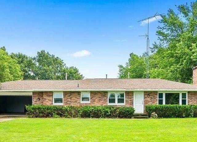 Property at 1638 Knox Hwy 15, Dahinda, IL 61428, 3 beds, 2.5 baths
