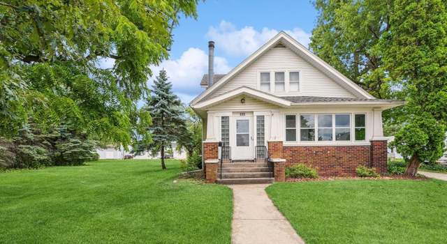 Photo of 506 Fulton St, Grand Mound, IA 52751