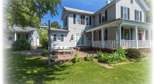 Photo of 2002 Mississippi Blvd, Bettendorf, IA 52722