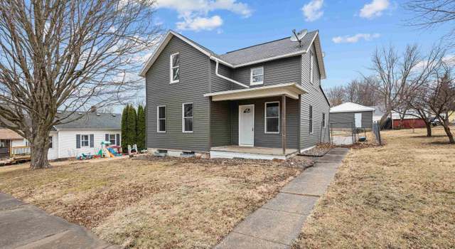 Photo of 407 W Edgington St, Reynolds, IL 61279