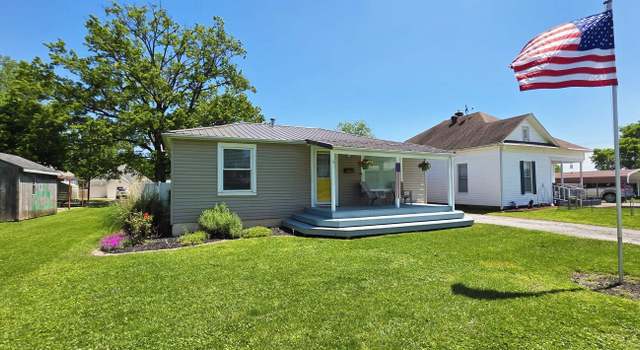 Photo of 1007 Landes St, Mount Carmel, IL 62863