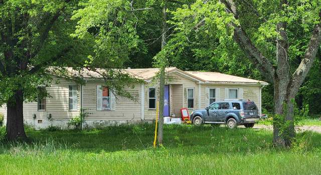 Photo of 26994 Vermont Rd, Ashley, IL 62808