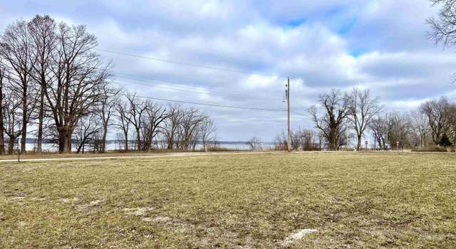 Photo of 604-612 Lake St, Spring Bay, IL 61611