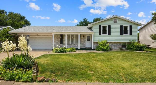 Photo of 3524 W Saymore Ln, Peoria, IL 61615